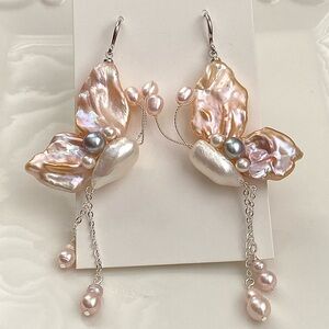 E132-Handmade Premium Champagne And Sakura Pink Pearl Butterfly Pearl Earring